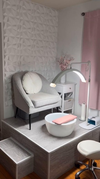 pedicure chair, salon station, pedicure setup, nail spa furniture, pedicure spa, brand awareness, lifestyle, calm, fresh, neutral, pink